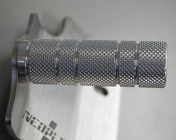 画像7: 【NEOPLOT】フットレストバーNEO（スバルMT用）