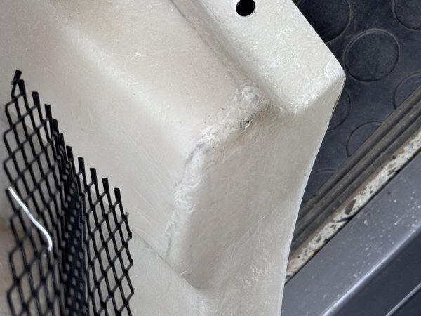 画像6: 数量限定特価！ 【BP】レガシィ リアバンパー ［レガシィ］ (6)